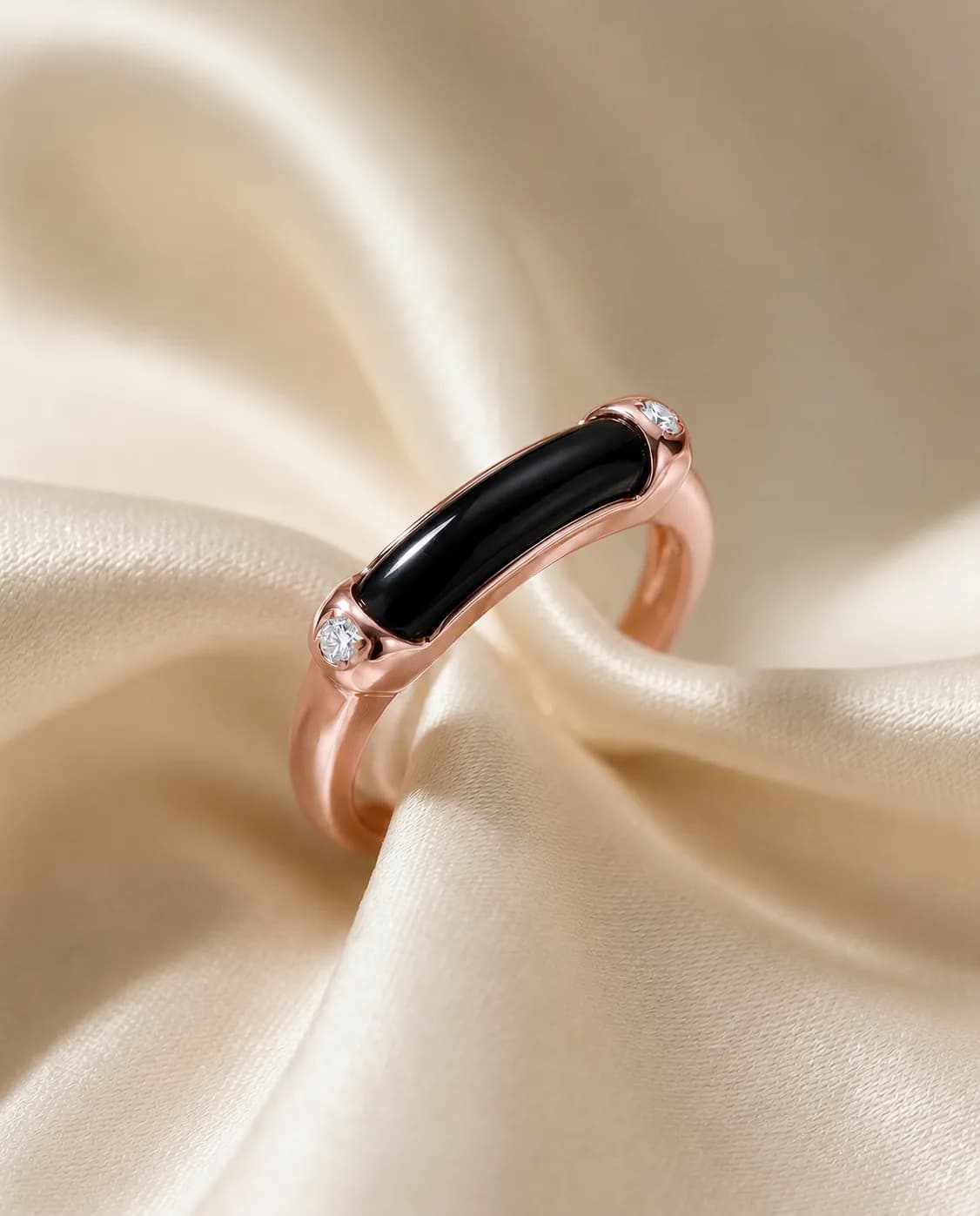 Anillo Puente Fino - Piedra lisa, Ónix negro · Oro rosa