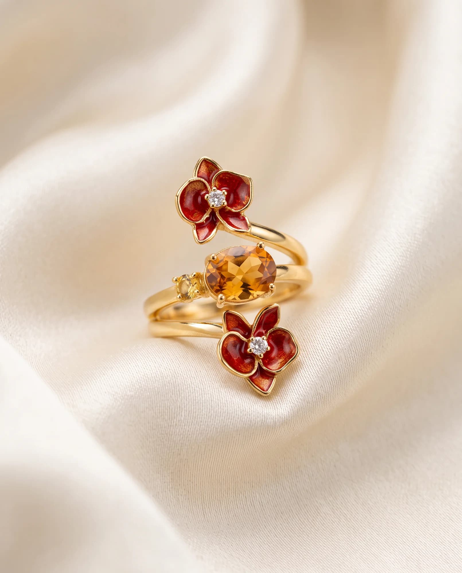Anillo Orquídea, Ámbar
