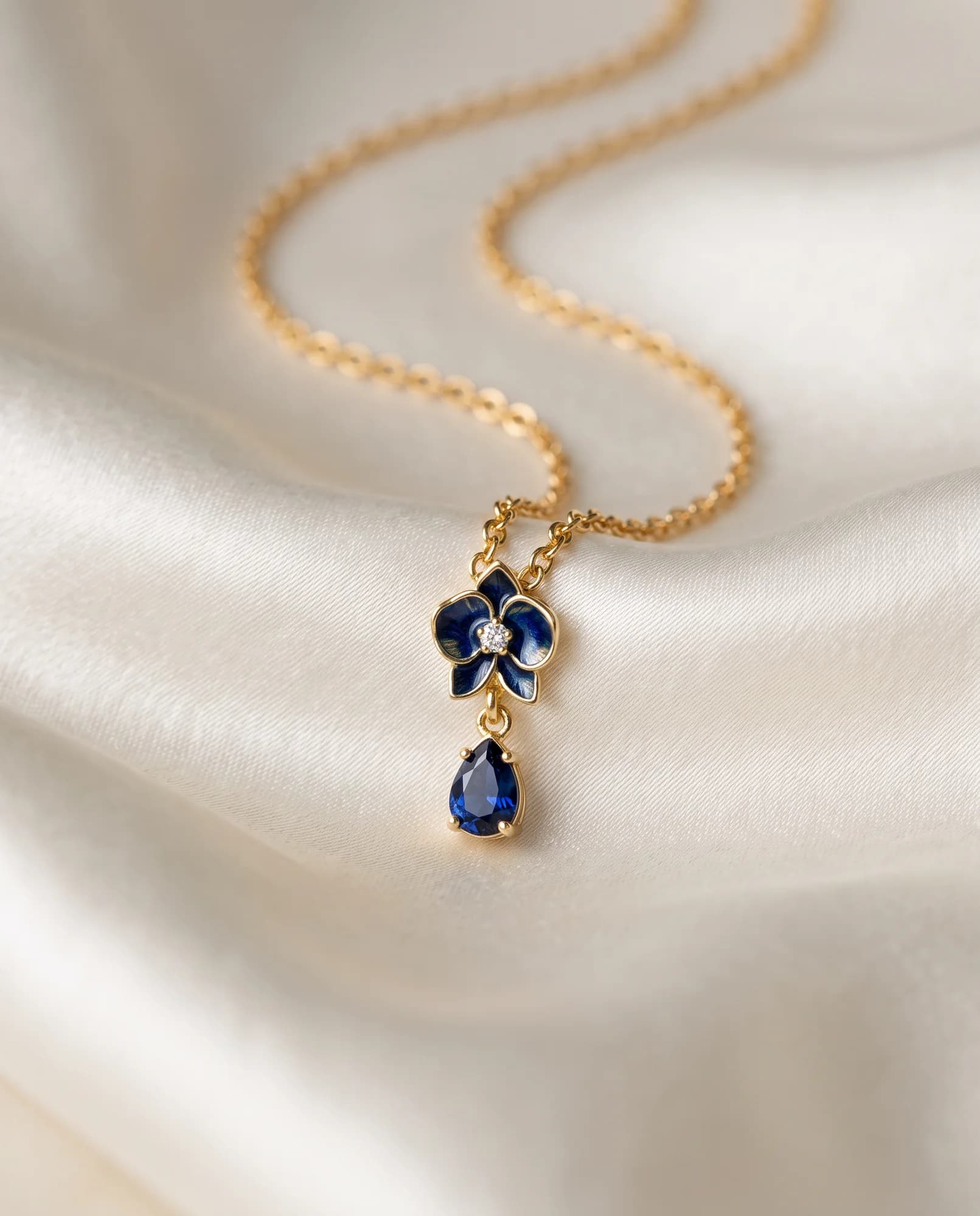 Collar Orquídea, Azul