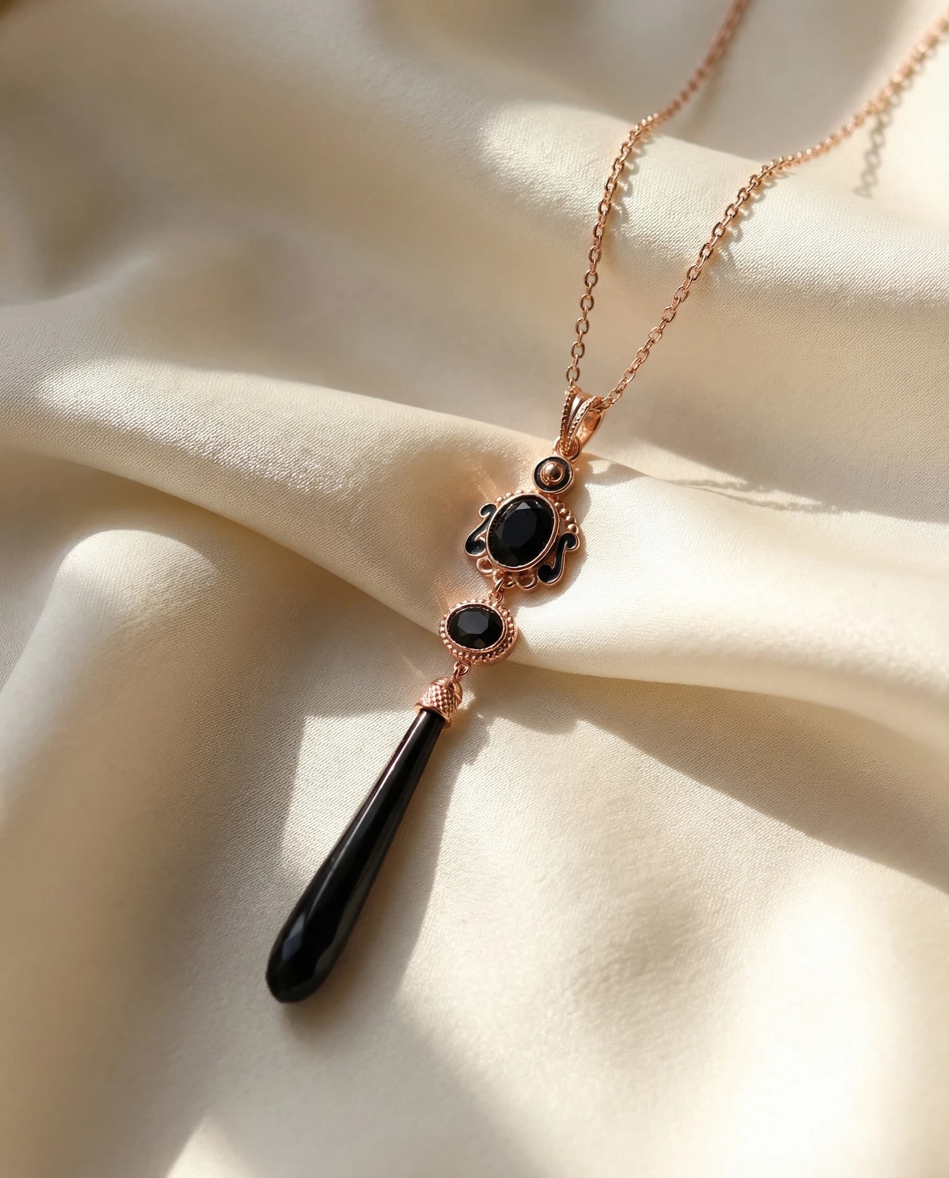 Collar Eclipse - Negro