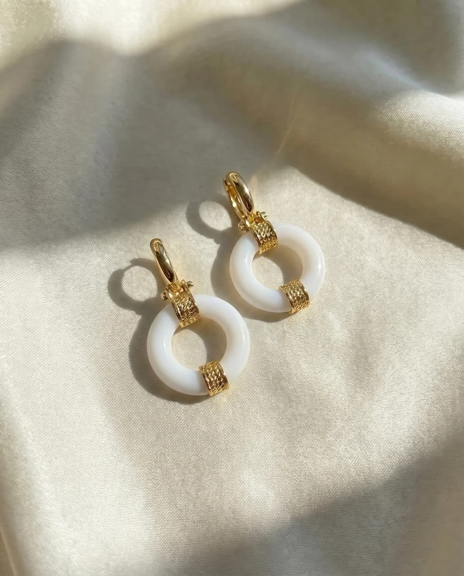 Pendientes Órbita - Piedra blanca