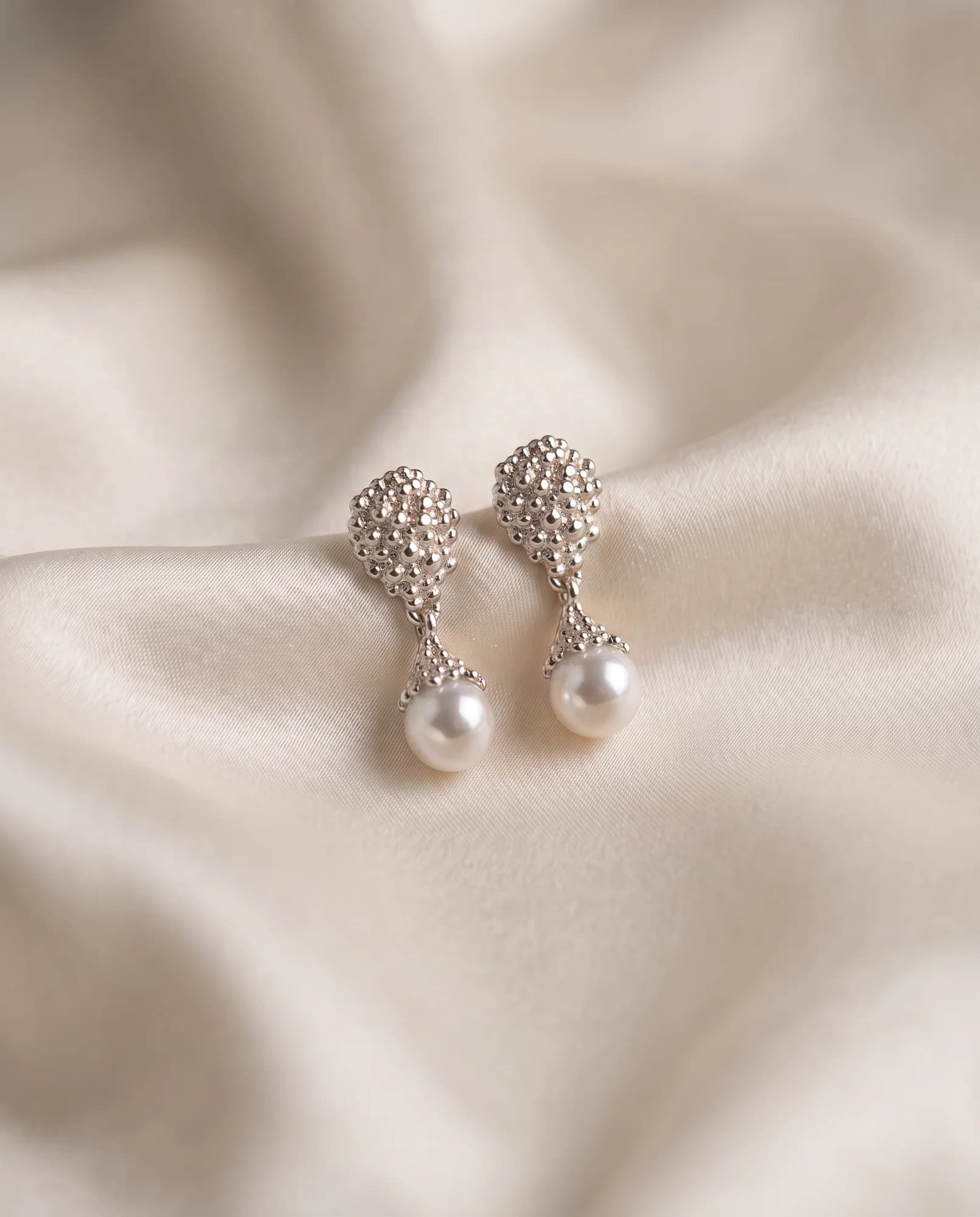 Pendientes Constelación, Oro blanco