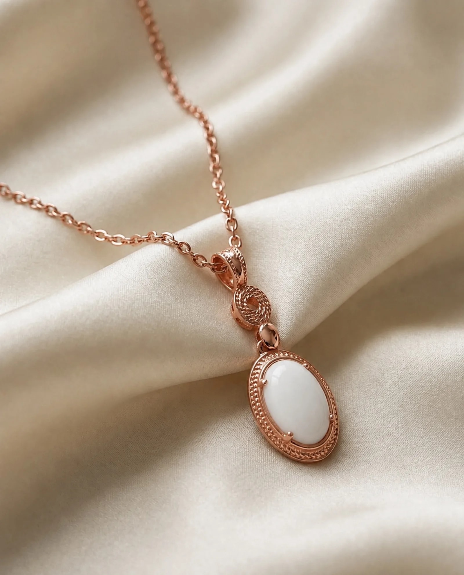 Collar Etruria - Piedra blanca, Colección Etruria · vista 2