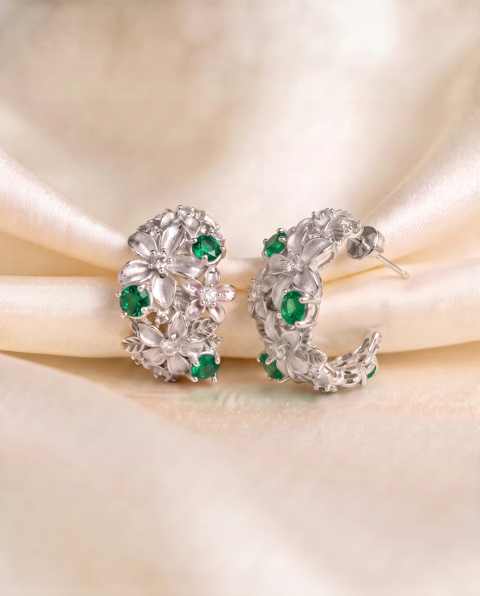 Pendientes Flora Grande Oro Blanco, Colección Flora Grande · vista 2
